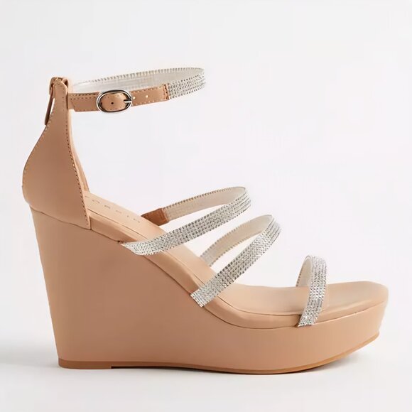 Torrid Sz 10WW Lucite Multi Strap Wedges Rhinestone Detail Stretchy Bands Dressy - Picture 3 of 12